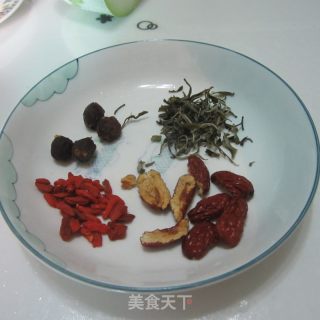 桂圆红枣茶的做法步骤：2