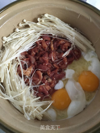 煲仔饭的做法步骤：5
