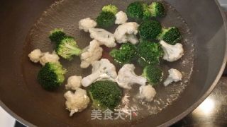 凉拌双花的做法步骤：2