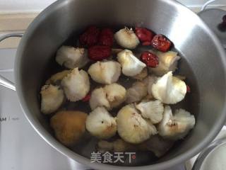 猴头菇山药炖土鸡汤的做法步骤：8