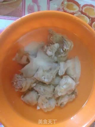 田园炒鸡肉块的做法步骤：4