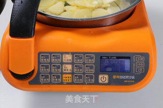 干锅土豆片的做法步骤：3