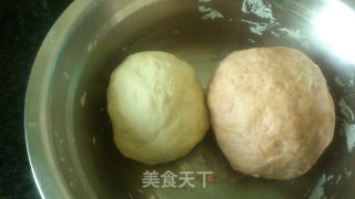 牛耳饼（牛耳仔）的做法步骤：1