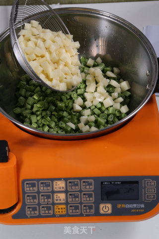 烩二丁—自动烹饪锅食谱的做法步骤：2
