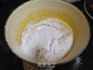 红糖戚风米蛋糕的做法步骤：4