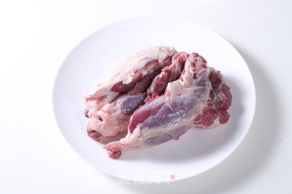 眷村牛肉面的做法步骤：1