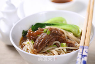 眷村牛肉面的做法步骤：6