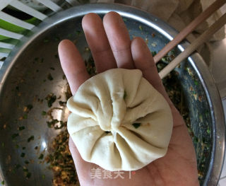 韭菜馅饼的做法步骤：8