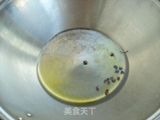 西兰花拌木耳的做法步骤：7