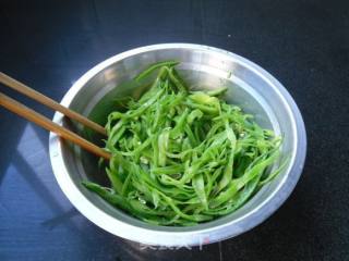 蒜油扁豆丝的做法步骤：5