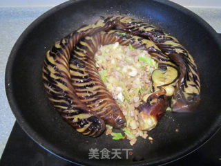 花样吃---肉末烧长茄的做法步骤：11