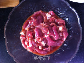 水煮肉片的做法步骤：1