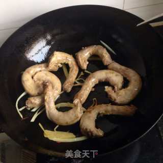 酱鸡脖的做法步骤：2