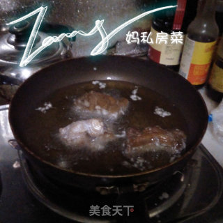 糖醋排骨的做法步骤：4