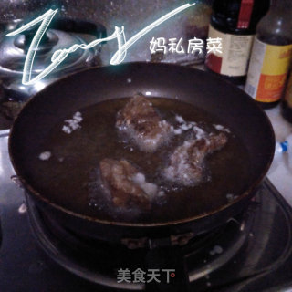 糖醋排骨的做法步骤：5
