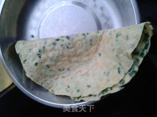 韭菜鸡蛋饼的做法步骤：4