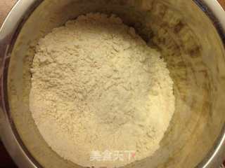 咖喱苏打饼干的做法步骤：2