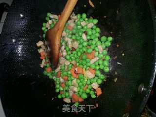 豌豆肉丁的做法步骤：7