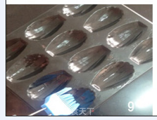 我与玛德琳蛋糕的美丽邂逅的做法步骤：9