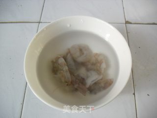 虾仁煮面的做法步骤：2