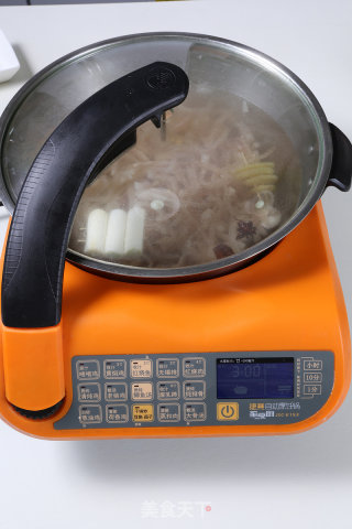 水晶肉皮冻的做法步骤：5