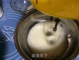 戚风小饼儿~的做法步骤：3