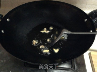 节后清肠----------咸蛋芥菜汤的做法步骤：3