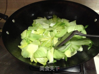 节后清肠----------咸蛋芥菜汤的做法步骤：4