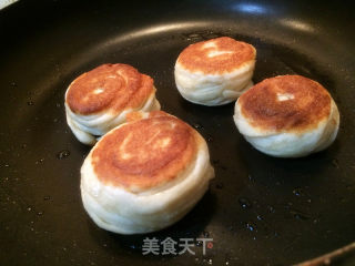 油煎盘丝饼的做法步骤：10