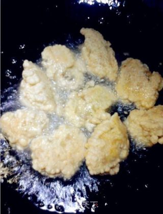 脆香炸鸡翅的做法步骤：4