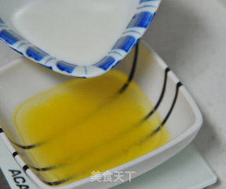 像云朵一样柔软的蛋糕【香橙乳酪烫面戚风】的做法步骤：3