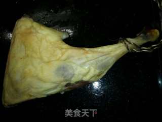 腊鸭焖小芋头的做法步骤：3
