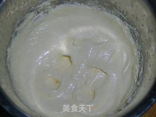 酥脆奶香淡奶油曲奇的做法步骤：1