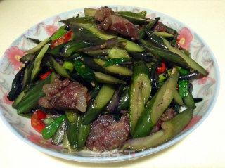无辣不欢-----------湖南薰肠炒红菜苔的做法步骤：7