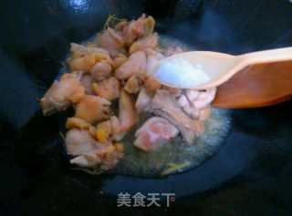 沙茶鸡肉焖土豆的做法步骤：7