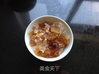桃胶薏米红豆羹的做法步骤：1