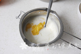 芒果酸奶慕斯的做法步骤：5