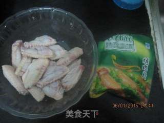 奥尔良烤鸡翅的做法步骤：1
