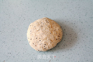 免揉也有好味道：【胚芽脆皮法国芝麻球】（另附简易割包刀的做法）的做法步骤：3
