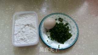 香脆嫩豆浆渣煎饼的做法步骤：2