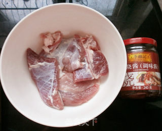叉烧肉的做法步骤：1