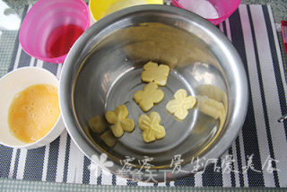 蔓越梅酸奶马芬的做法步骤：2