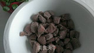 西红柿牛腩汤的做法步骤：4