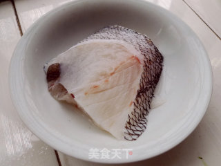 新奥尔良烤鳕鱼的做法步骤：1