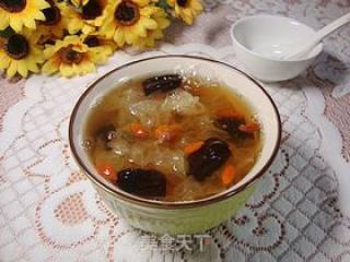 滋阴润燥---【红枣枸杞银耳羹】的做法步骤：8
