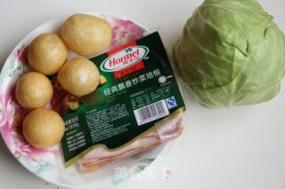 鲍汁培根炒圆白菜的做法步骤：1