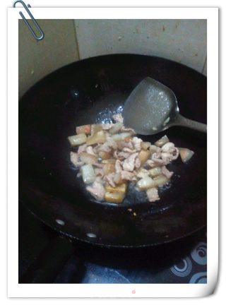 辣椒炒肉片的做法步骤：2
