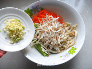 金针菇拌鸡丝的做法步骤：10