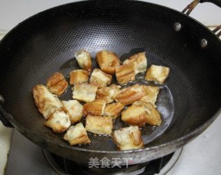 QQ肠炒青菜油条的做法步骤：4