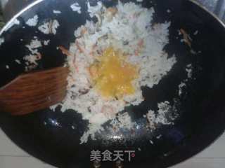 什锦黄金炒饭的做法步骤：5